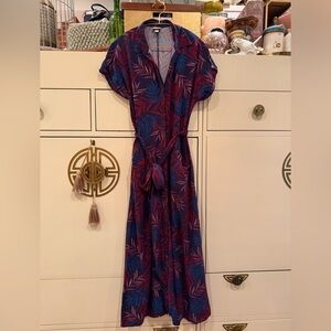 a new day Blue and Red Leaf Print Maxi Dress